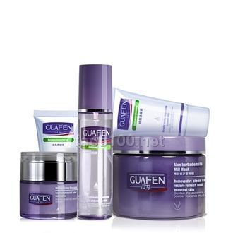 瓜芬保濕美白持久水潤套裝 生物技術(shù)研發(fā)的護膚新篇章